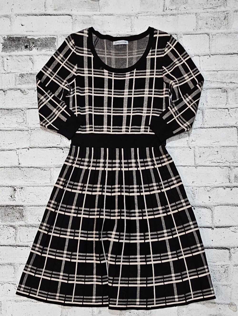 Donny and Nicole Plaid Knit Midi Dress Black Beige Size Large